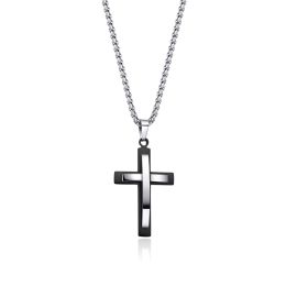 DIVERSE náhrdelník z oceli KŘÍŽEK